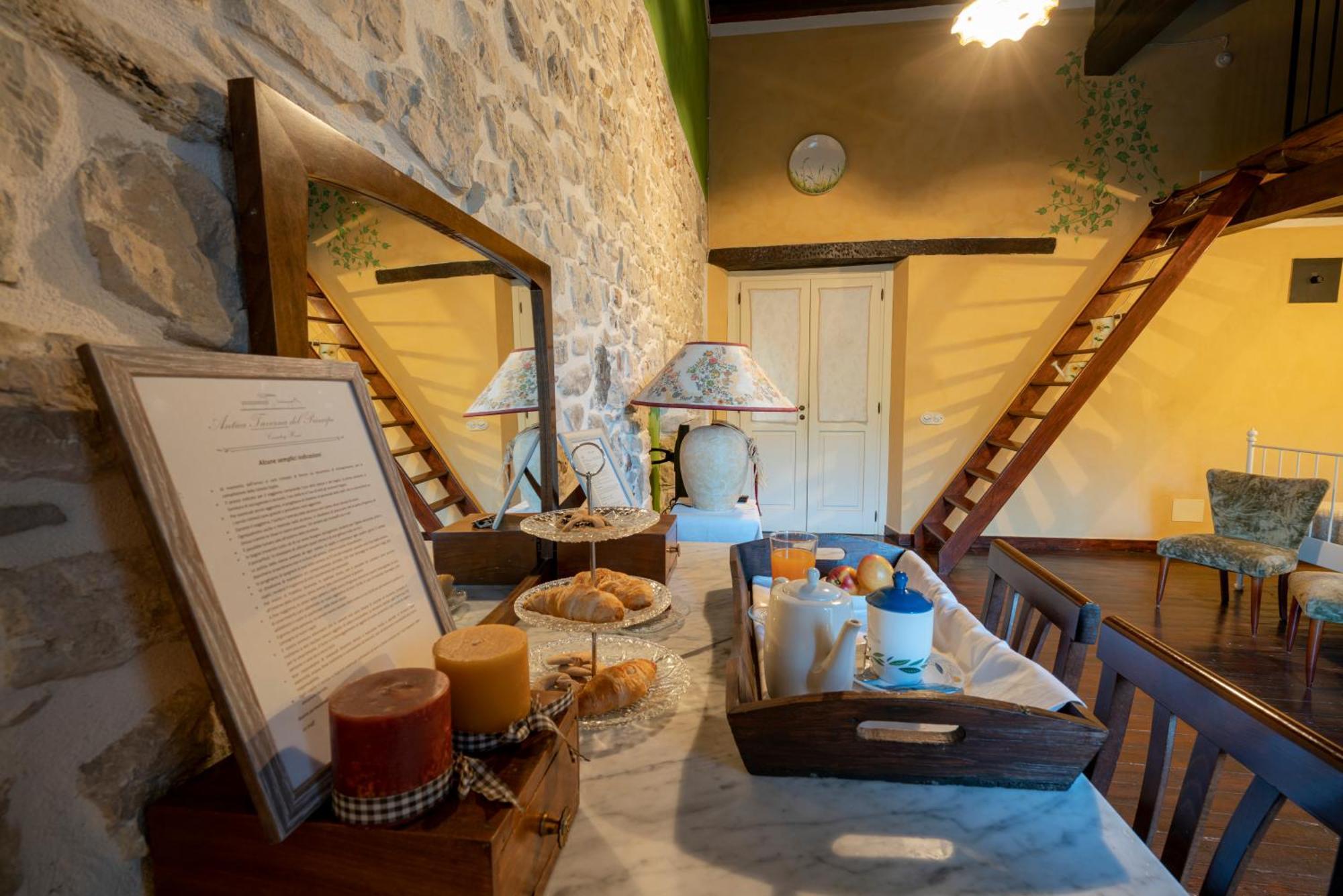 Alojamento de Acomodação e Pequeno-almoço Antica Taverna Del Principe